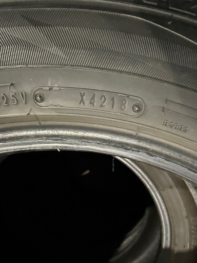 235/50r18 スタッドレス　バリ溝