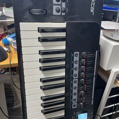 Nektar Technology PANORAMA T6 DAW連携MIDIキーボードコントローラー プラグインコントロール機能/フェーダー/トランスポートボタン/パッド搭載の画像