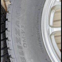 ☆値引きしました☆デリカD5等に★下取り可能★215/70R16★スタッドレス★ブリジストン・ブリザックDM−V3★の画像