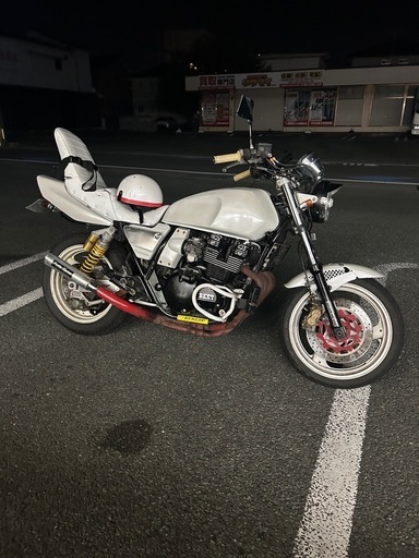 ヤマハ XJR400 4HM