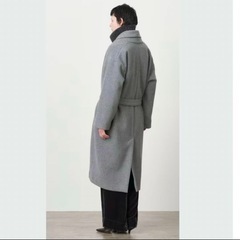 新品タグ付ATONロングコート
の画像