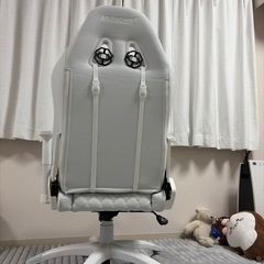AKRACING ゲーミングチェアの画像