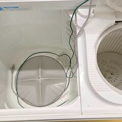 引き取り限定！！  二層式洗濯機の画像
