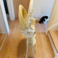 ベビーチェア　ネイビー
の画像