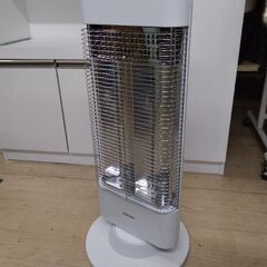 定価14000円　超極上美品　新品同様クオリティ　高性能　電気ストーブ　カーボンヒーター　ストーブの画像