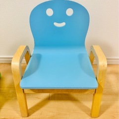 アンパンマン  よくばりテーブル　きこりのいす　セット
の画像