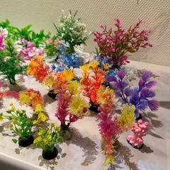 水槽の造花.水草いろいろまとめての画像