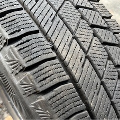 スタッドレスタイヤ4本165/65R14 79Q ブリヂストンBRIDGESTONEブリザックVRX3 倉庫保管 ゴム質良 ミゾ多の画像