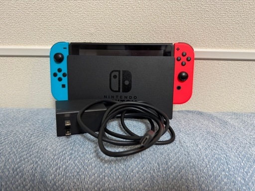 Nintendo Switch 本体 ネオンブルー/ネオンレッド