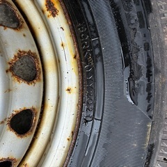 スタッドレスタイヤ、ホイールセット4本の画像