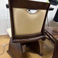 ダイニングチェア 回転式 2個の画像