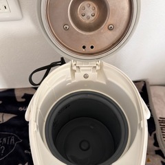 電気ポット　本日のみの画像