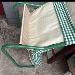 アメリカ柄座椅子の画像