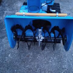 ヤマハ 小型除雪機 リッキーSA560E　新バッテリー搭載（整備済）雪をよく飛ばしますの画像