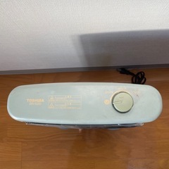 【TOSHIBA製】電気ストーブの画像