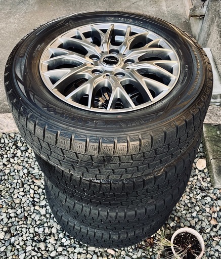 ダンロップ　スタッドレスタイヤ　195/65R15 91Q