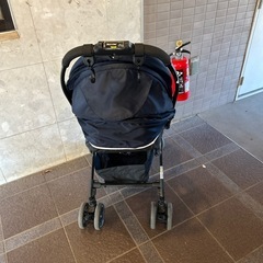 コンビ　ベビーカーの画像