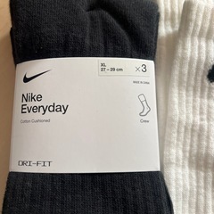 新品未使用　NIKE 靴下 5足セットの画像