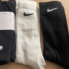 新品未使用　NIKE 靴下 5足セットの画像
