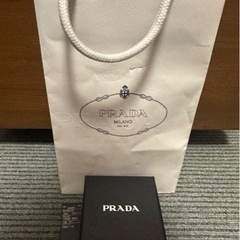BUYMA購入　PRADA プラダ サフィアーノ レザーブローチ の画像