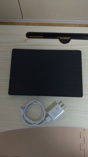 【12000円→10000円：子供の学習用タブレット（２台目の出品）】DOOGEE U10 タブレット 10インチ（ケース付き） Android 13 グリーン