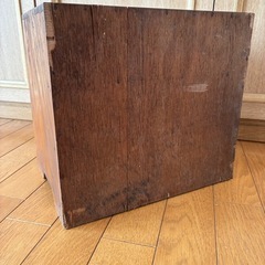 三段引き出しの画像