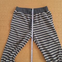 ゆったりパンツの画像