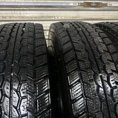 トラック　タイヤ　16インチ　7.00r16  205/85/16 205/80/16の画像