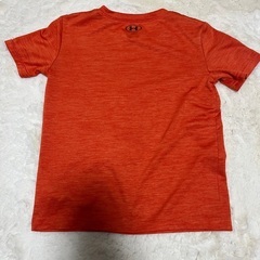 UNDER ARMOR Tシャツ サイズ7の画像