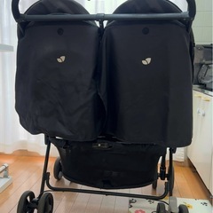 JOIEの双子用ベビーカーの画像