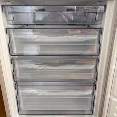 【中古、美品】2020年製TWINBIRD 2ドア冷蔵庫 146L KHR-EJ15 ハーフ＆ハーフの画像