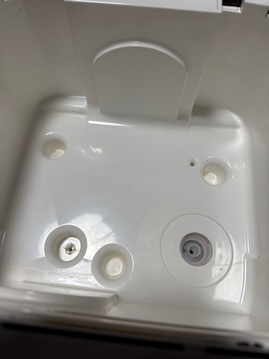 【早い者勝ち】　卓上型ウォーターサーバー　