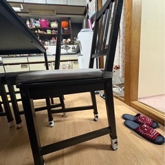 テーブル 椅子 4
脚セット の画像
