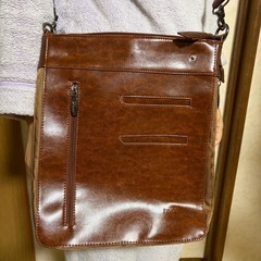 【FAVORI 革ショルダーバッグ　美品】の画像