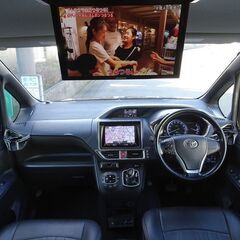 即乗りＯＫ 車検9年2月 ノア ハイブリッドG ナビ フルセグTV Bluetooth フリップダウンモニター バックモニター 両側パワスラ スマートキー クルコン シートヒーター LED ETCの画像