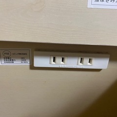 稀少なレア物！アイボリー色のドレッサー兼ミニ机‼︎美品‼️の画像