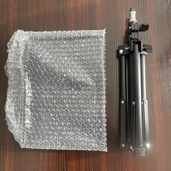 プロジェクター　スクリーン&スタンドセットの画像