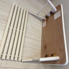 白折りたたみローテーブルの画像