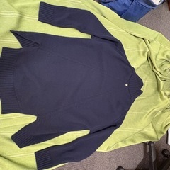 女性用セーターの画像