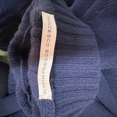 女性用セーターの画像