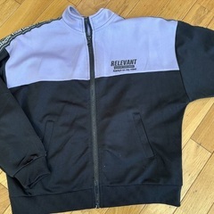 プーマPUMA140センチ😊美品２回着用オマケつきの画像