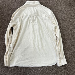 シャツ　ユニクロ　無地の画像