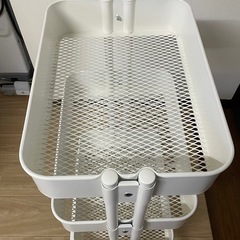 IKEA ワゴン　白　未使用の画像