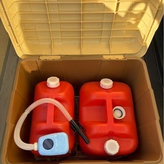 コロナ 石油ファンヒーター 灯油タンク2本電動ポンプ、ケース5点セットの画像