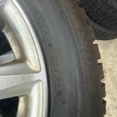 ブリヂストン　スタッドレスタイヤ4本セット　185/60-15 バリ溝の画像