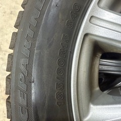 ブリヂストン　スタッドレスタイヤ4本セット　185/60-15 バリ溝の画像