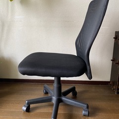 デスク椅子の画像