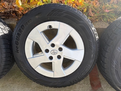 ［値下】スタッドレス195/65R15ヨコハマプリウス