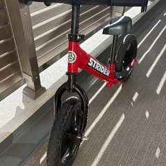 ストライダー　赤の画像