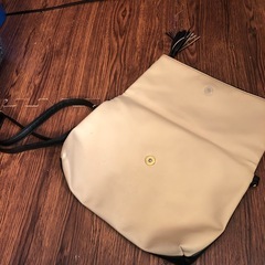 女の子用肩掛けバッグの画像